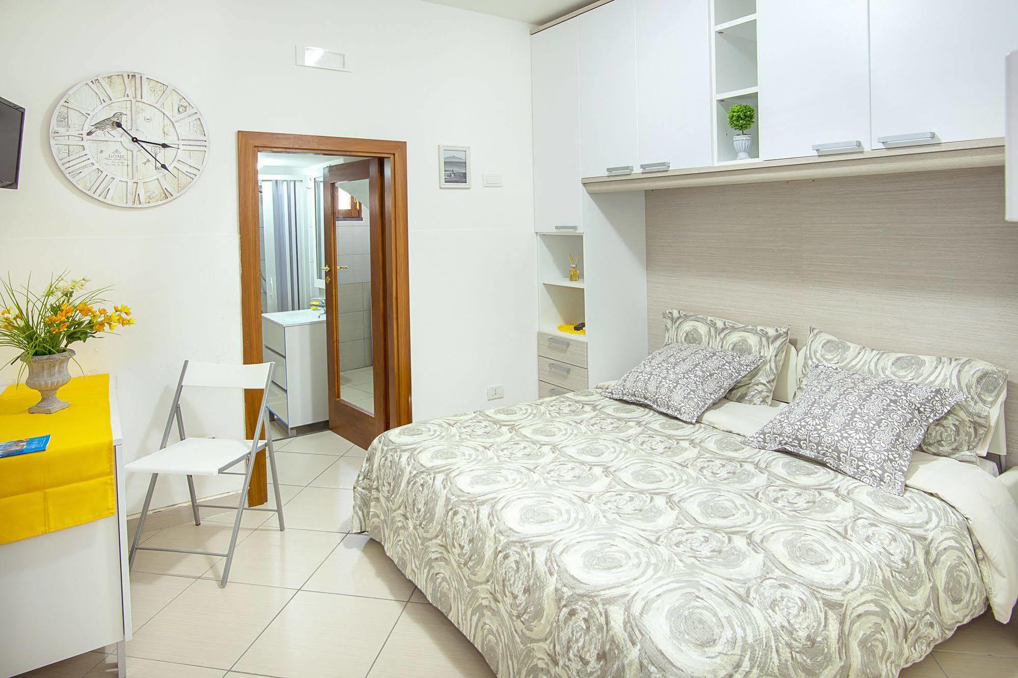 Casa Aristide Bed & Breakfast Sant'Agnello Ngoại thất bức ảnh